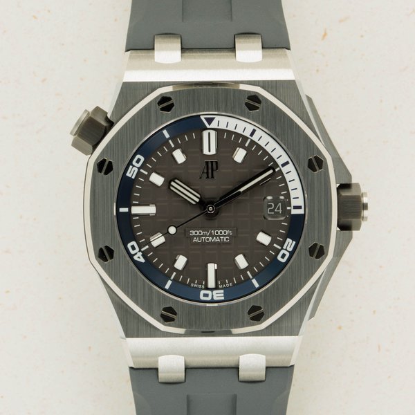 Audemars Piguet Audemars Piguet Royal Oak Offshore Divers 15720ST.OO.A009CA.01