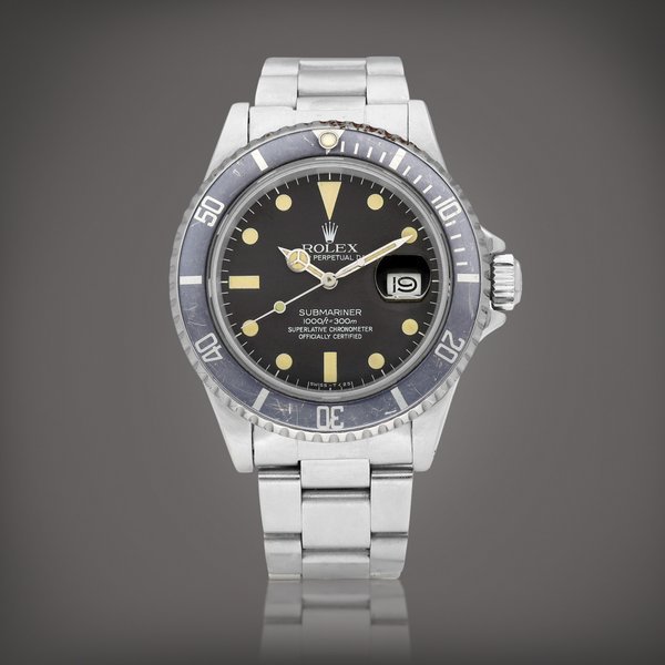 Rolex Submariner, Reference 16800 | A stainless steel wristwatch with date and bracelet, Circa 1982 | 勞力士 | Submariner 型號16800 | 精鋼鏈帶腕錶，備日期顯示，約1982年製 · 16800