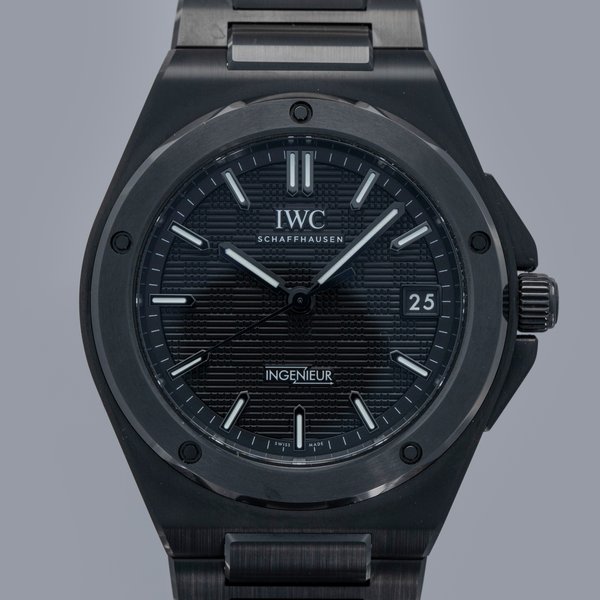 IWC Ingenieur Automatic 42 IW338903 Black Ceramic