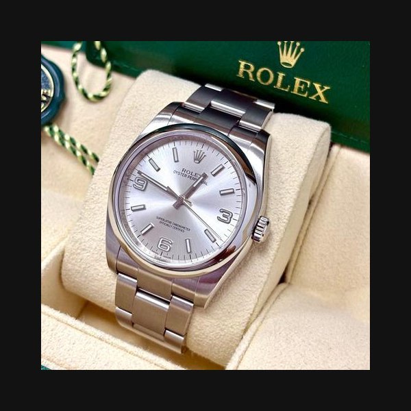 Rolex Rolex Oyster Perpetual36 116000 Silver Dial Box + Papers
