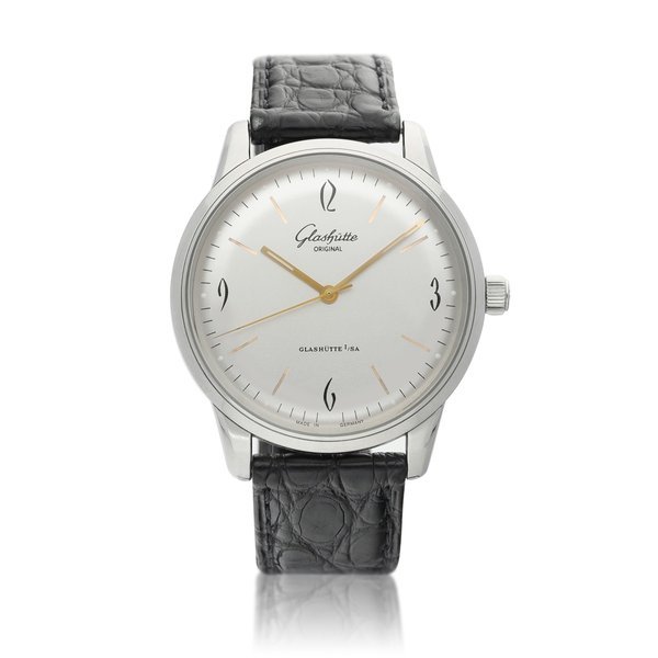 Glashütte Original Sixties, Reference 1-39-52-01-02-04 | A stainless steel wristwatch, Circa 2015 | Sixties 型號1-39-52-01-02-04 | 精鋼腕錶，約2015年製 · 1-39-52-01-02-04