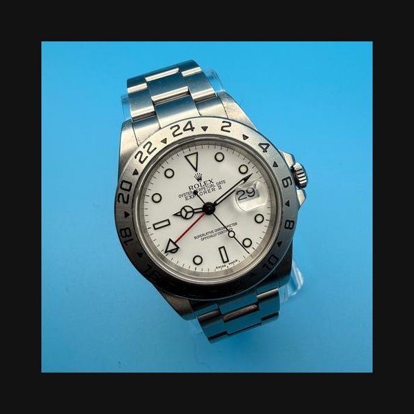 Rolex Rolex Explorer II2005 Rolex 16570 White Dial 40mm No Holes
