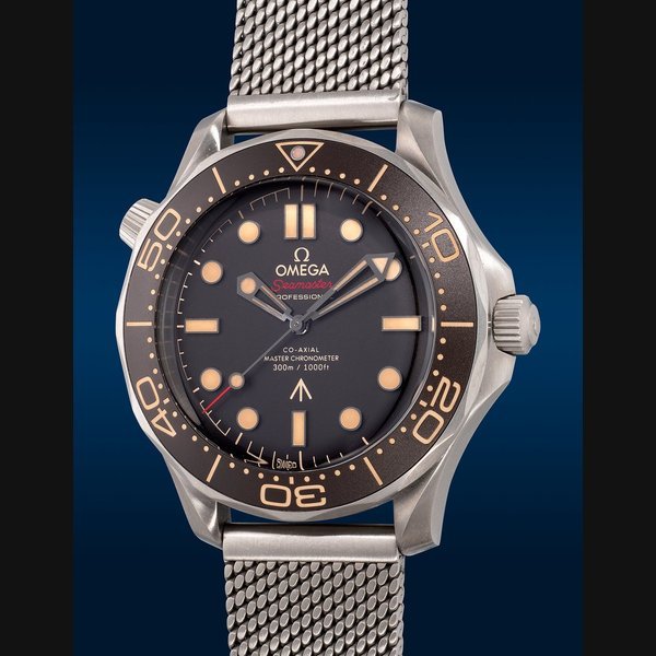 Omega Omega Ref. 210.90.42.20.01.001 Seamaster Diver 300M 007 Edition