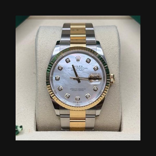 Rolex Datejust36 NEW 2026 Mother of Pearl Two Tone Yellow Gold Fluted Bezel Oyster Bracelet Ref. 126233