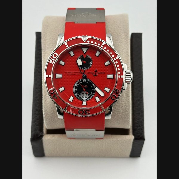 Ulysse Nardin Marine Diver 263-33-3/9 Rare Red Dial Stainless Steel Rubber Strap Ref. 263-33-3/96