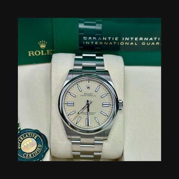 Rolex RolexOyster Perpetual Unworn 2026 41mm Beige Dial Oyster Bracelet