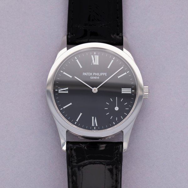 Patek Philippe Patek Philippe Calatrava 5026P-011 Millenium Edition Black Dial Platinum
