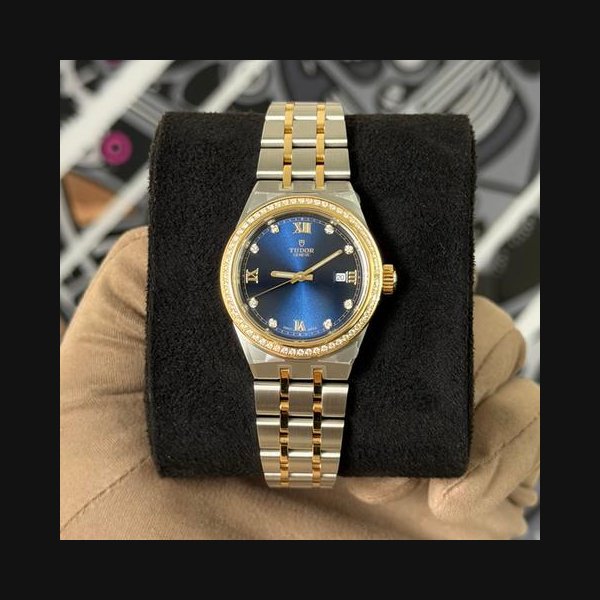 Tudor RoyalDate UNWORN Ref. M28323-0002