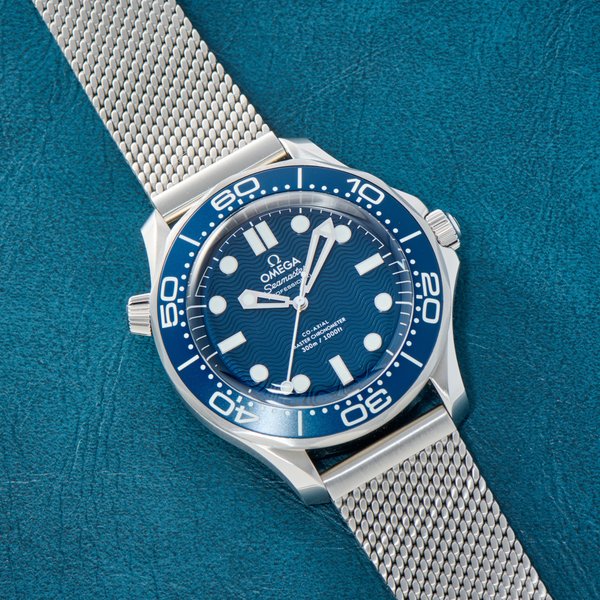 Omega Omega Seamaster Professional 300 James Bond 60th Anniversary, Price & Market Data