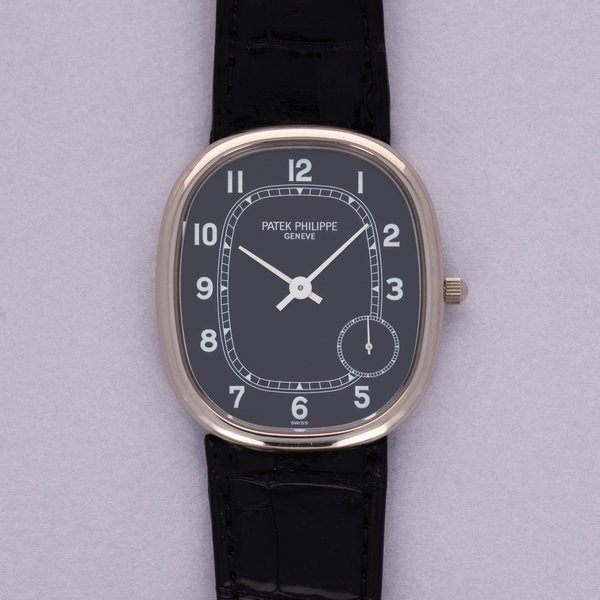Patek Philippe Patek Philippe Golden Ellipse 5028G-001  Black Arabic Dial 18k WG