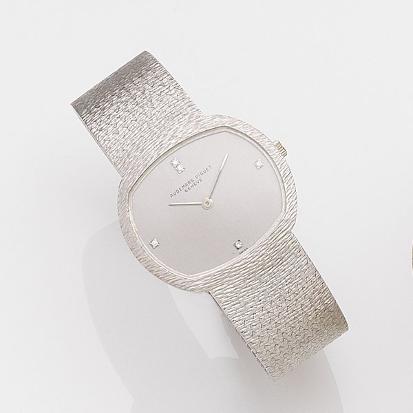 Audemars Piguet Audemars Piguet. An 18k white gold manual wind bracelet watch Case No.60854, Movement No.106984, Circa 1970