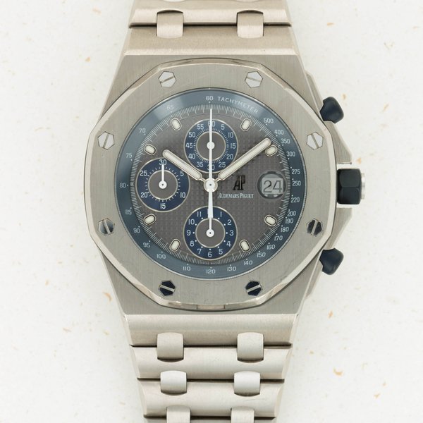 Audemars Piguet Audemars Piguet Titanium Royal Oak Offshore 25721TI