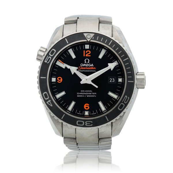 Omega Reference 232.30.46.21.01.003 Seamaster Planet Ocean A stainless steel automatic wristwatch with date, helium escape valve and bracelet, Circa 2015
