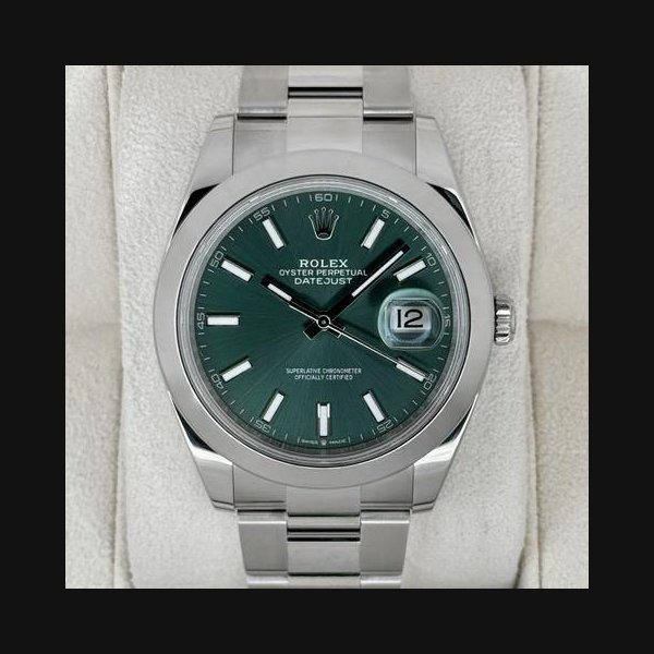 Rolex Rolex Datejust2025 Datejust 41mm 126300 Stainless Steel Oyster Green Dial