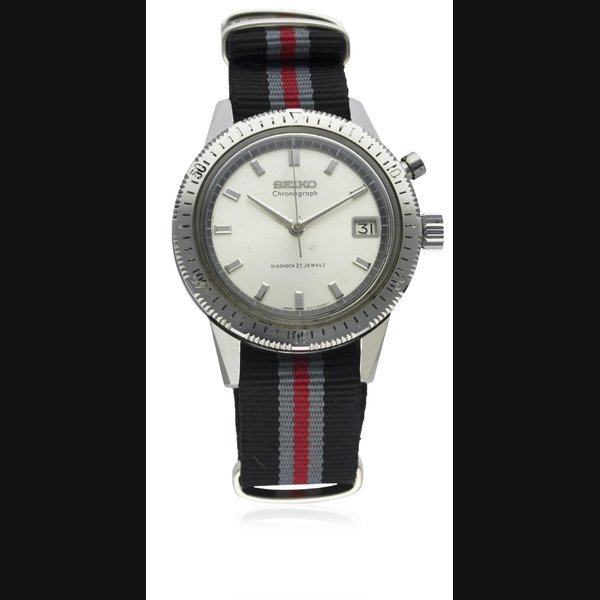 Seiko A GENTLEMAN'S STAINLESS STEEL SEIKO SINGLE BUTTON CHRONOGRAPH WRIST WATCH CIRCA 1960s, REF. 5717- · 5717-8990