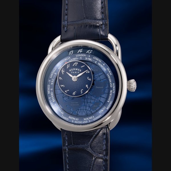 Hermes Hermes Ref. AR10.510 Arceau 38mm “Le Temps Voyageur” · AR10.510