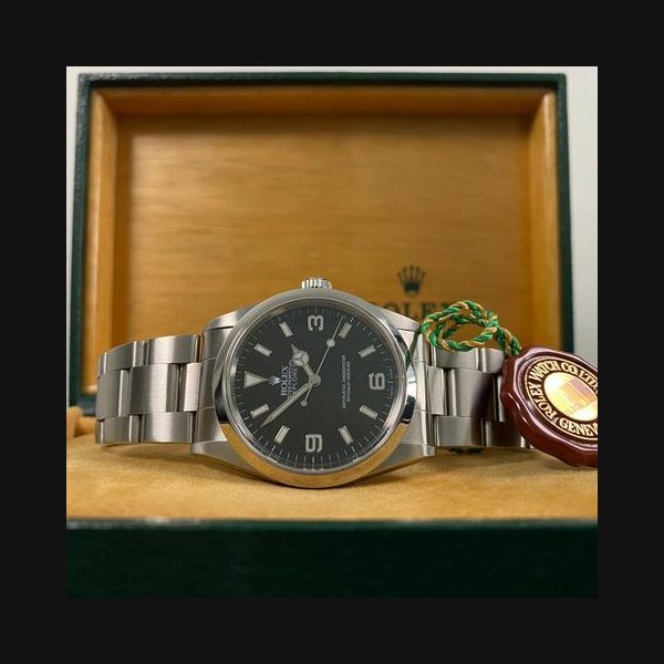 Rolex Rolex ExplorerVery Good Condition 1999 Explorer Black 369 Dial 14270