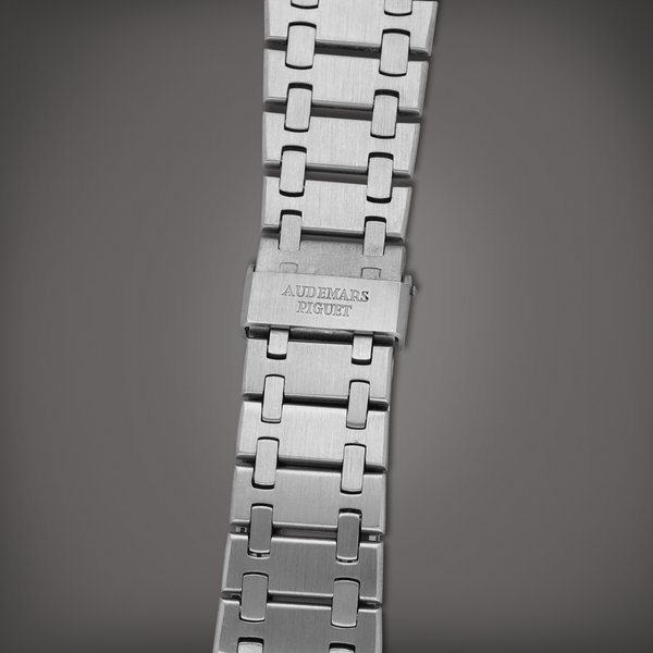Audemars Piguet Royal Oak 'A-Series', Reference 5402 | A stainless steel bracelet | Circa 1973