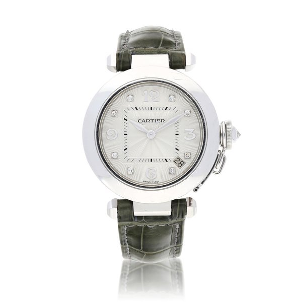Cartier Pasha, Reference 2308 | A white gold and diamond-set wristwatch with date, Circa 2000 | 卡地亞 Pasha 型號2308 | 白金鑲鑽石腕錶，備日期顯示，約2000年製 · 2308