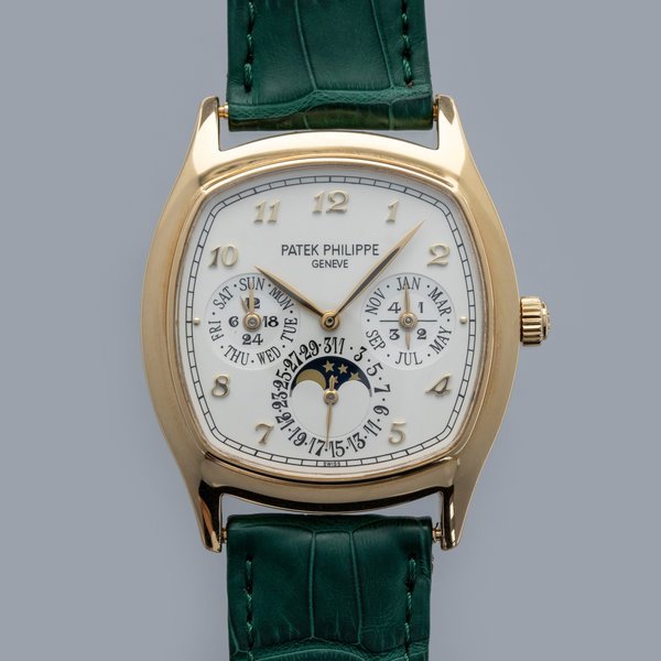 Patek Philippe Patek Philippe Perpetual Calendar 5940J-001 18k YG 