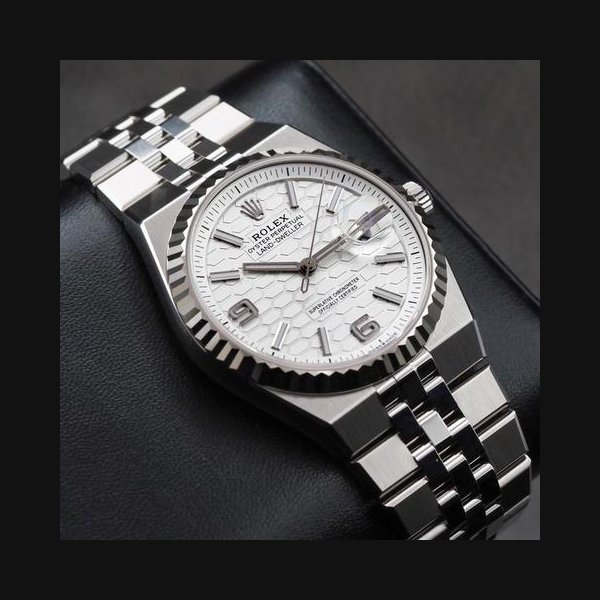 Rolex Rolex Land-Dweller36 Rolex Land-Dweller 36 White Dial 127234 (2025) – Full Set F