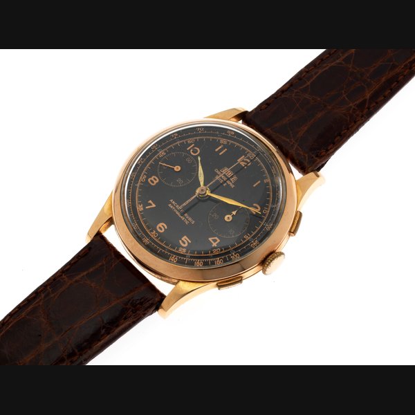 Chronographe Suisse EGONA. An 18K gold manual wind chronograph wristwatch