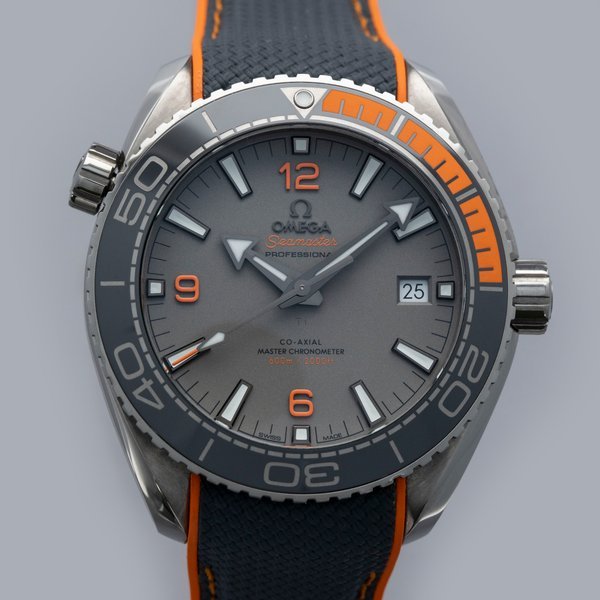 Omega Omega Seamaster Planet Ocean 600M 215.92.44.21.99.001 Titanium