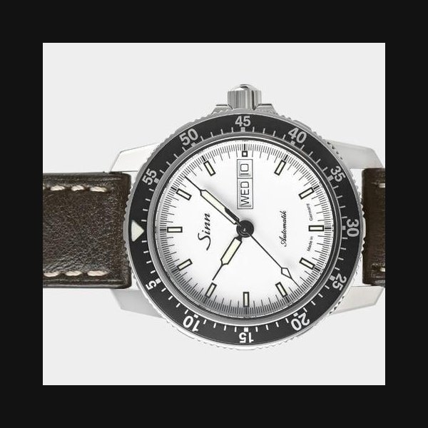 Sinn Sinn 104Steel / 41 mm / Papers / 104.ST.SAIW