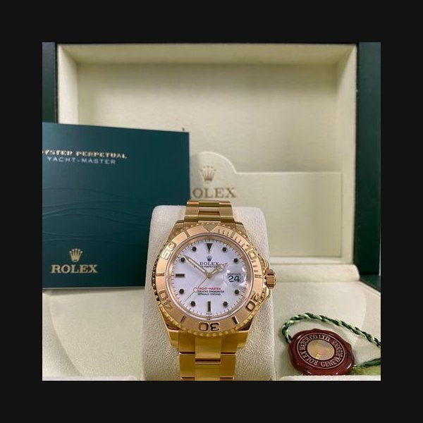 Rolex Rolex Yacht-MasterUNPOLISHED 1999 Like NEW Yacht-Master 40 Yellow Gold White Dial 16628