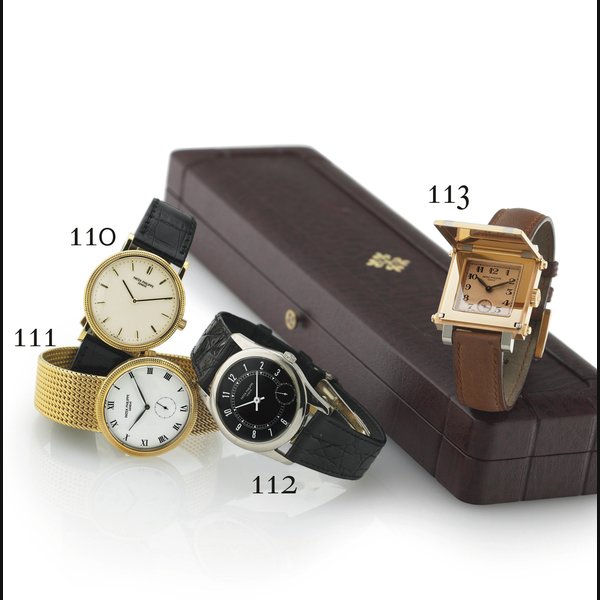 PATEK PHILIPPE. AN 18K GOLD BRACELET WATCH SIGNED PATEK PHILIPPE, GENEVE, "CALATRAVA", MOVEMENT NO. 1845913, CASE NO. 2965203, REF. 3919/5, CIRCA 1994