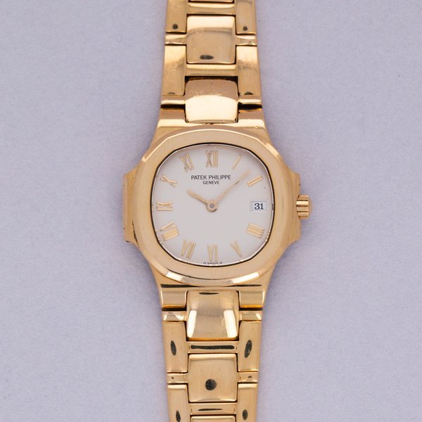 Patek Philippe Patek Philippe Ladies Nautilus 4700J Roman Dial 18k YG