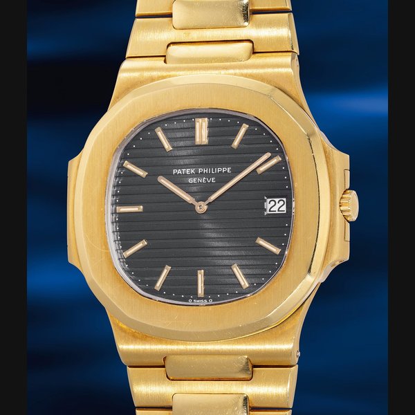 Patek Philippe Patek Philippe Ref. 3700/11 Nautilus “Jumbo” · 3700/11