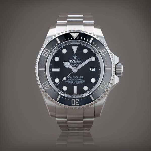 Rolex Sea-Dweller 'Deepsea', reference 116660    Montre bracelet en acier avec valve d'échappement à hélium et date |  Stainless steel wristwatch with helium escape valve, date and bracelet    Vers 2011 |  Circa 2011