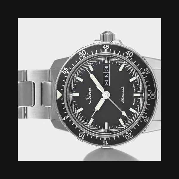Sinn Sinn 104Date / Stainless Steel / 41mm / Box / 104.ST.SA