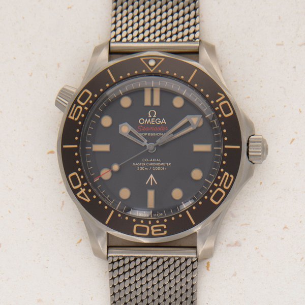 Omega Omega Seamaster Diver 300m James Bond Titanium 210.90.42.20.01.001