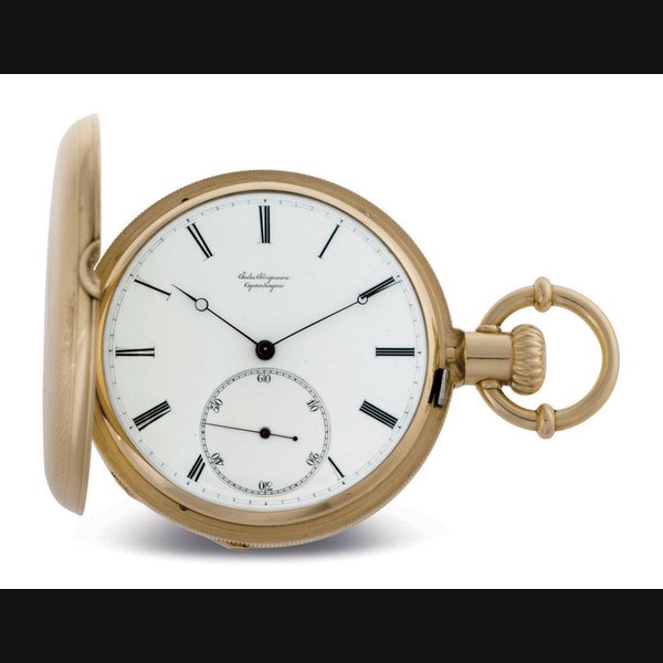 JULES JÜRGENSEN. AN 18K GOLD HUNTER CASE KEYLESS LEVER POCKET WATCH WITH PATENTED BOW SETTING SIGNED JULES JÜRGENSEN, COPENHAGEN, NO. 70, CIRCA 1870