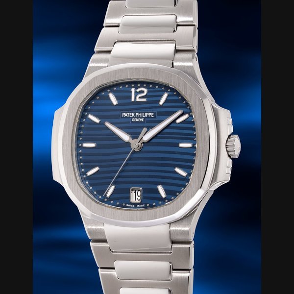 Patek Philippe Patek Philippe Ref. 7118/1A-001 Nautilus