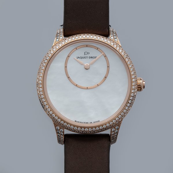 Jaquet Droz Jaquet Droz Petite Heure Minute J005003572 Diamond Case 18k RG · J005003572