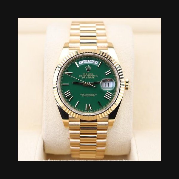 Rolex Rolex Day-Date40 Money Green Roman Dial Presidential 228238 Like New Unworn Full Set