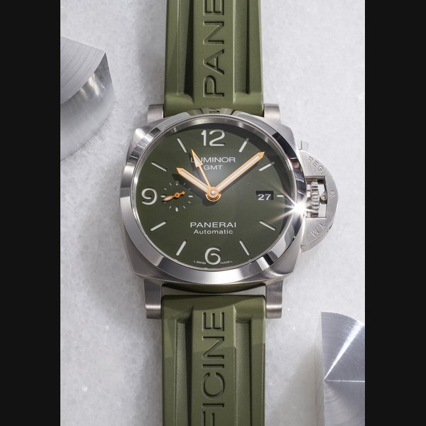 Panerai Panerai Ref. PAM01056 Luminor1950 3 Days GMT - Mahendra Singh Dhoni · PAM01056