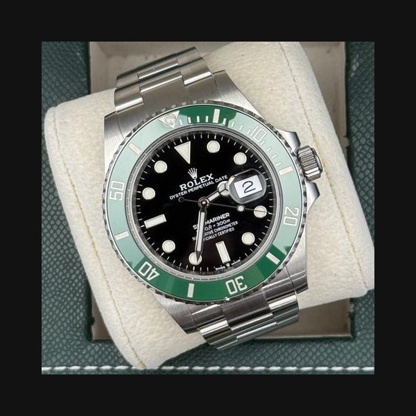 Rolex Rolex Submariner DateCPO Submariner "Starbucks" 126610LV Black Dial 41MM