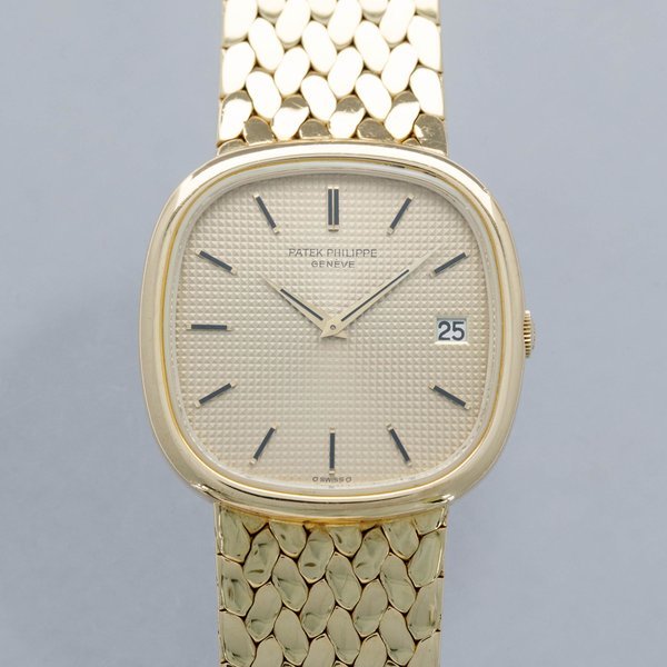 Patek Philippe Patek Philippe Ellipse 3604/01 Textured Champagne Dial Integrated Bracelet 18k 