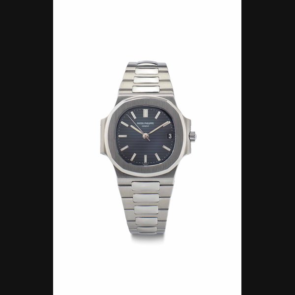 Patek Philippe. A Fine Stainless Steel Automatic Wristwatch with Date and Bracelet SIGNED PATEK PHILIPPE, GENÈVE, NAUTILUS MODEL, REF. 3800/1A, MOVEMENT NO. 1'421'509, CASE NO. 2'826'806, MANUFACTURED IN 1982