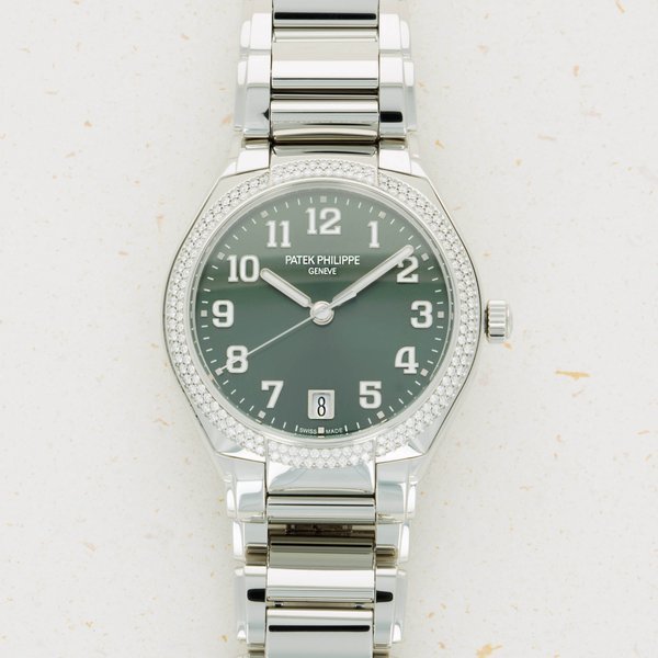 Patek Philippe Patek Philippe Twenty-4 7300/1200A-011 Green Dial Diamond Bezel · 7300/1200A-011