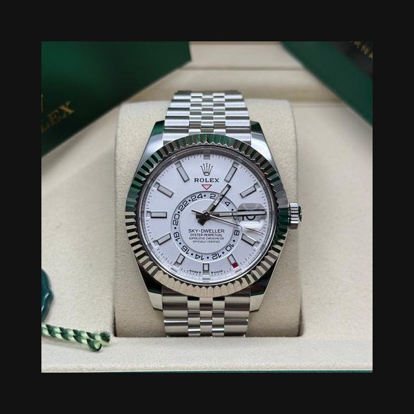 Rolex Rolex Sky-DwellerWhite Dial Fluted Bezel Stainless Steel Jubilee Bracelet