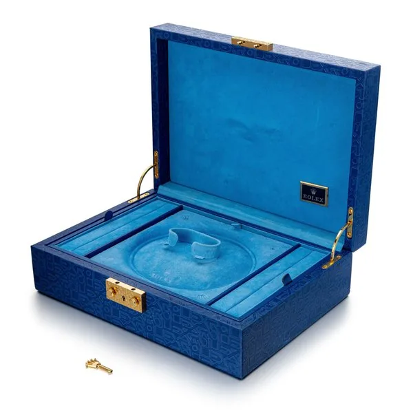 Rolex A leather presentation box, Circa 1995 | 勞力士 | 皮製盒子，約1995年製