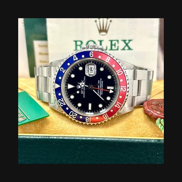 Rolex Rolex GMT-Master16700 40mm Blue and Red Pepsi Bezel Insert Box + Papers