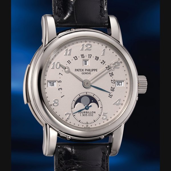 THE CONNOISSEUR Patek THE CONNOISSEUR Patek Philippe Ref. 5016P-010