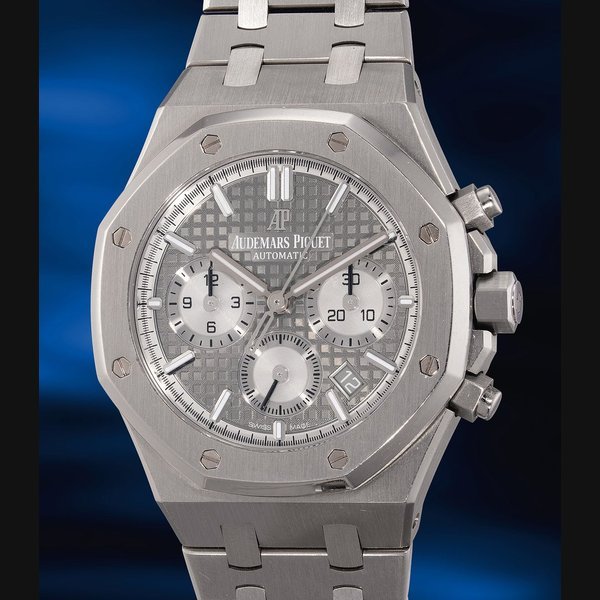 THE GENTLEMAN Audemars THE GENTLEMAN Audemars Piguet Ref. 26715ST.OO.1356ST.02 Royal Oak Chronograph 38 · 26715ST.OO.1356ST.02