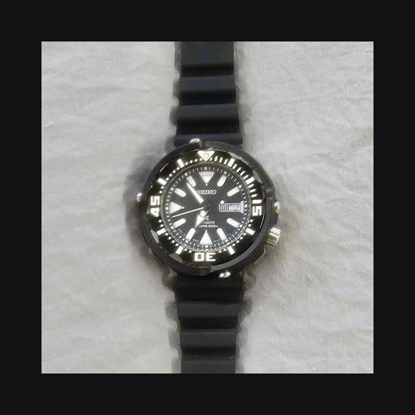 Seiko ProspexSPECIAL EDITION Air Diver's 200m (MADE IN JAPAN) SRPA81J1 BABY TUNA Timepiece Only. Includes the original rubber strap.